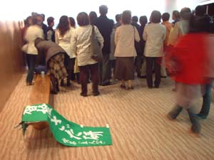 ���r�[�ł�����Ƃ����\�����E�E�E�E�������̊��͏��X�ז������������B�҂������B